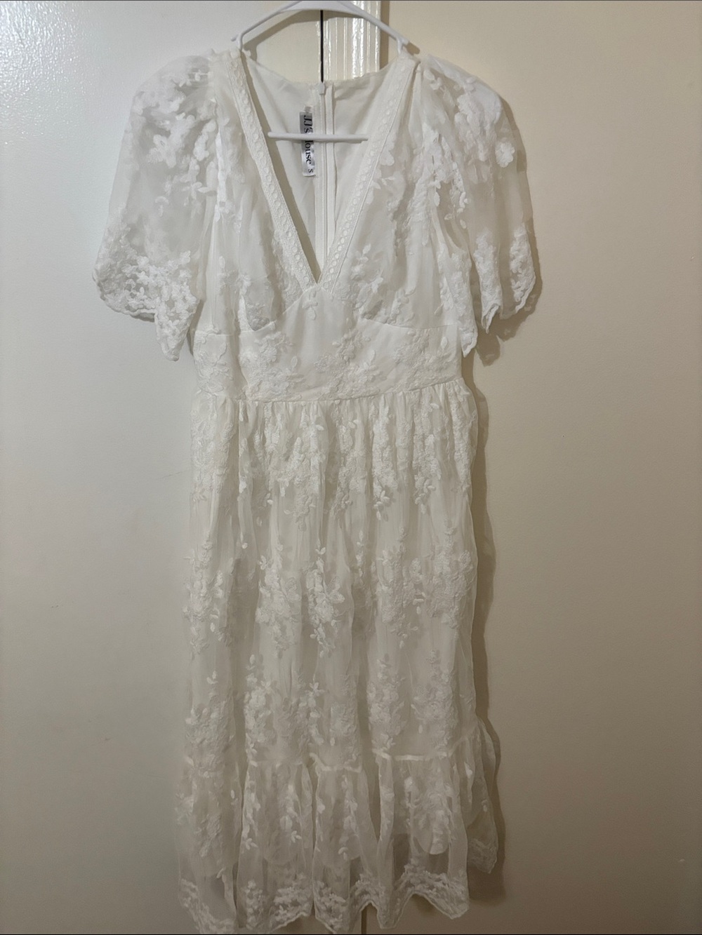 JJ’s House White Dress